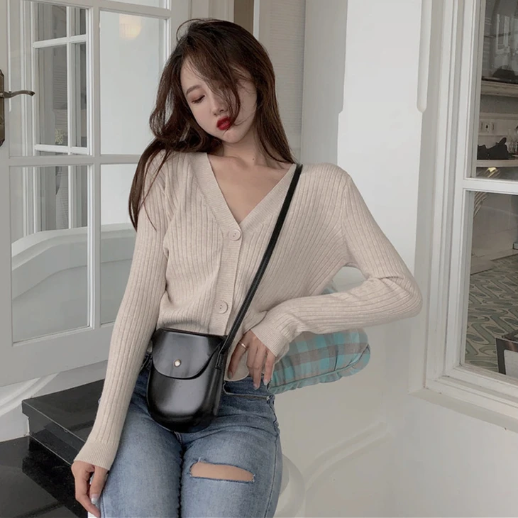 

2018v Collar Knitted Cardigan, Soft Waxy Skin, High Waist, Thin Short Sweater Coat Woman.