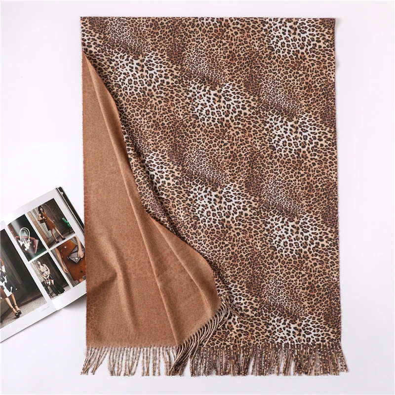 Günstig 2020 designer marke frauen schal mode Leopard Print kaschmir schals dame winter schals und wraps pashmina bandana decke