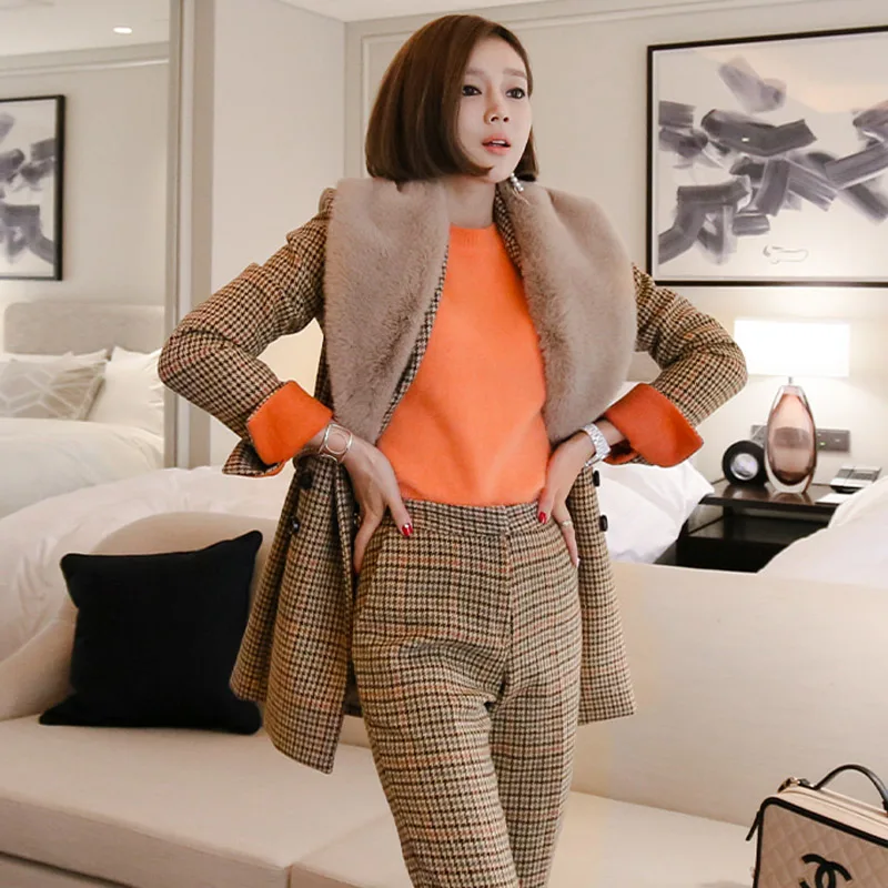 Womens Suits Set 2 Pieces Set Cashmere Blazer And Pants Noble Fur Turn-down Collar Double Breasted Office Khaki Plaid Pant Suits