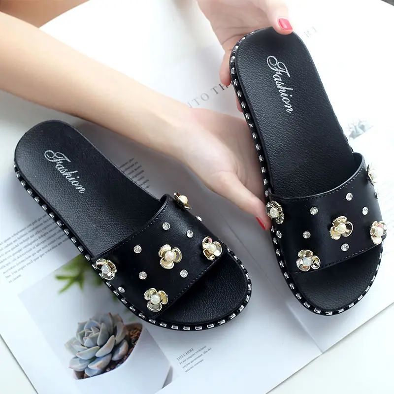 

Summer new pearl slippers female Korean fashion wild word drag casual slip wear lazy sandals