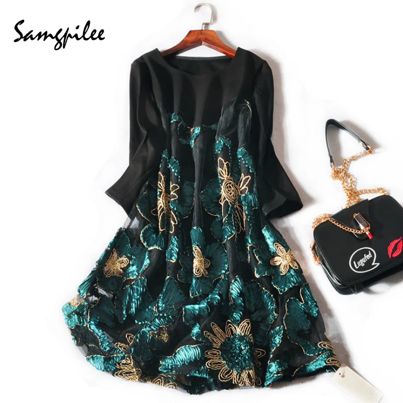 

2019 New A-line Print Three Quarter Sleeve Appliques Knee-length Natural O-neck Winter Women Dress