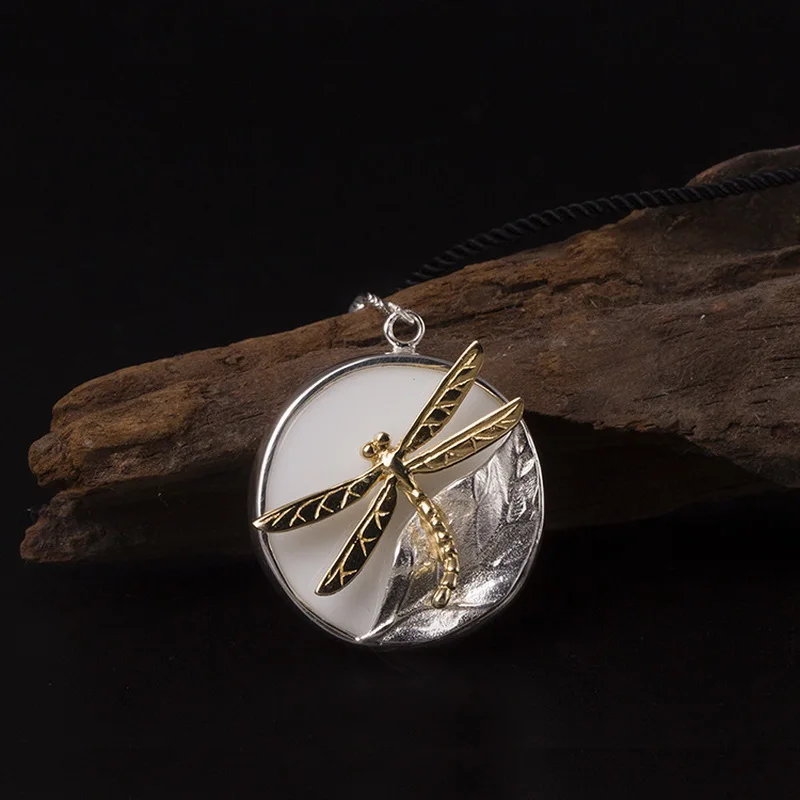 S925 Sterling Silver 925 Vintage Leaf Dragonfly White Ceramic Round Pendant Necklace for Women Simple Design Female Antique Gift