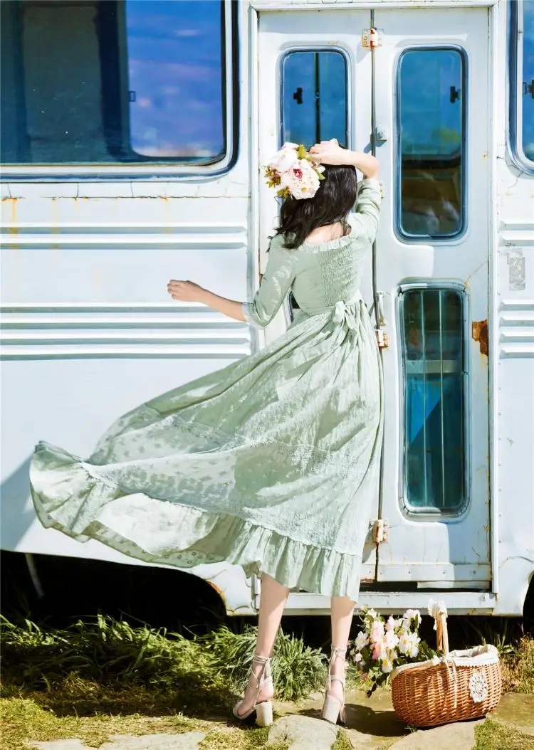 7998911222_1513276452