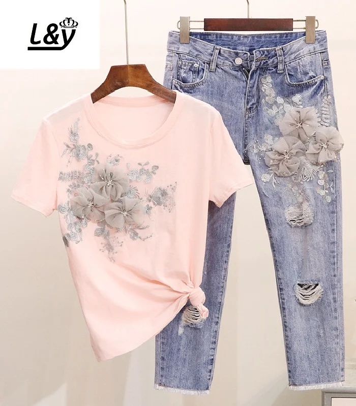 L &amp Y тяжелых Embroideried 3D цветочной аппликацией футболка + джинсы Для женщин