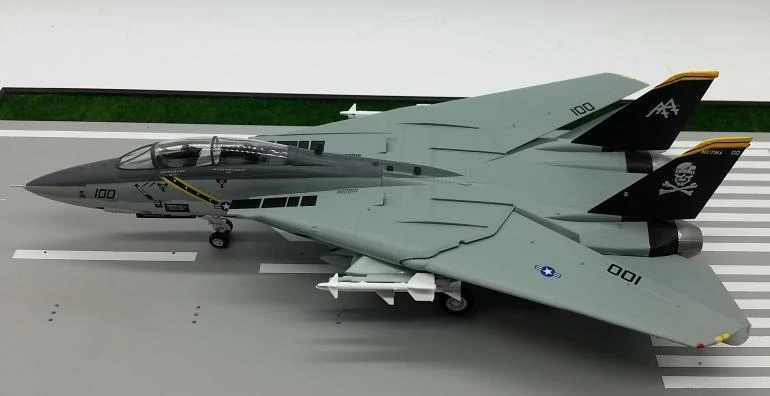 1: 72 ВВС F14B VF-103 Истребитель модель бомбардировщика труба 37186 Коллекционная |