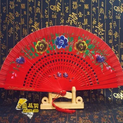 Новые продукты Cheongsam красный Craft Ladies'Folding Fan окрашенный деревянный полый двухсторонний вентилятор страстный испанский танец - Цвет: 27