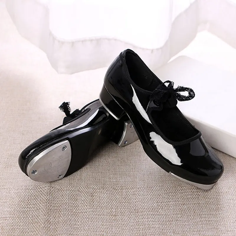 Танцевальная обувь для женщин и девочек; блестящая лакированная обувь из искусственной кожи на шнуровке; Цвет черный, белый, красный; детская обувь; обувь для сцены; Размеры 26-42; 1789