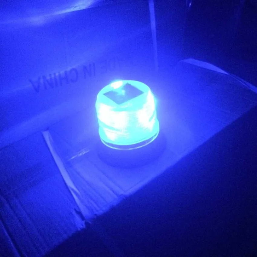 estroboscópica teto com forte tráfego magnético e luz de farol de estrada