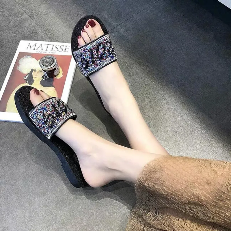 

Women Flat Slippers Summer 2019 Casual Open Toe slides Shoes Woman Shiny Rhinestone Flip Flops Beach Gladiator Sandalias Mujer