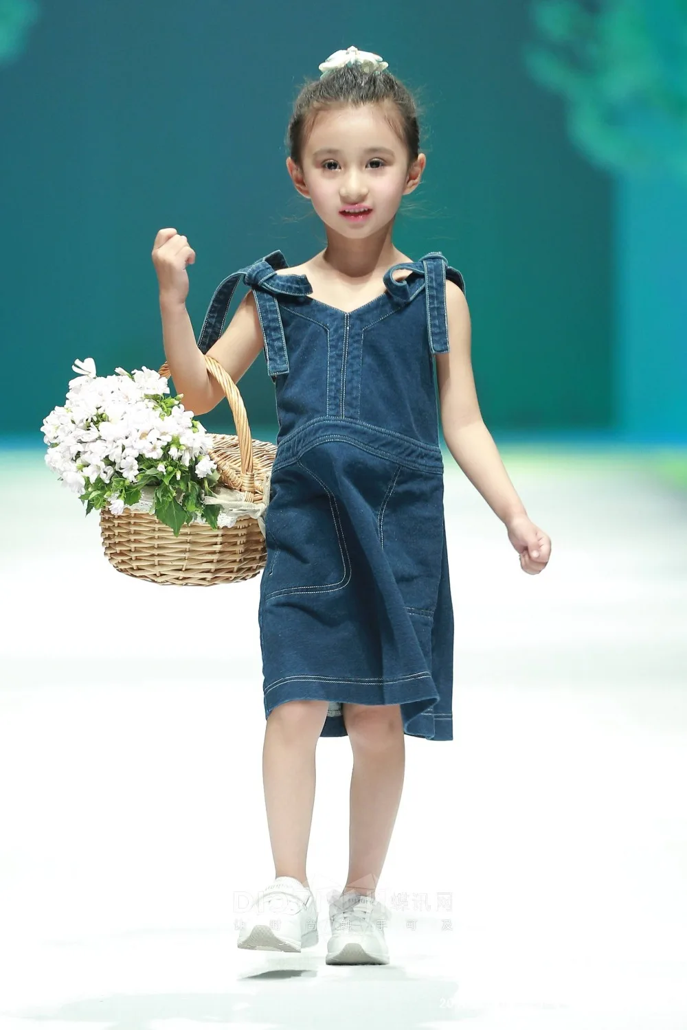 52b6324d4df7e9a9e2df7ba038b8a831