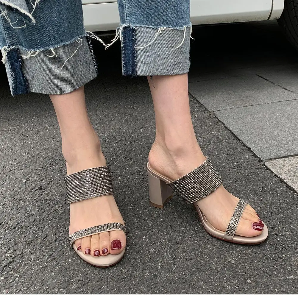 

Fashion Hot Peep Toe Top Quality Bling Luxury Shoes Woman Pumps Mules Chunky Heels Outdoor Pumps Woman Shoes Mules