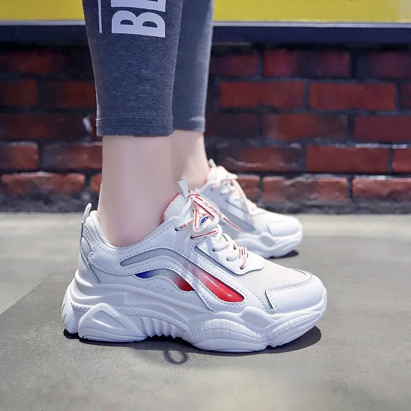 

2019 The New Women Casual Shoes Spring Autumn leather Women Shoes Flats Platform Lace-Up Fashion Breathable Women Sneakers