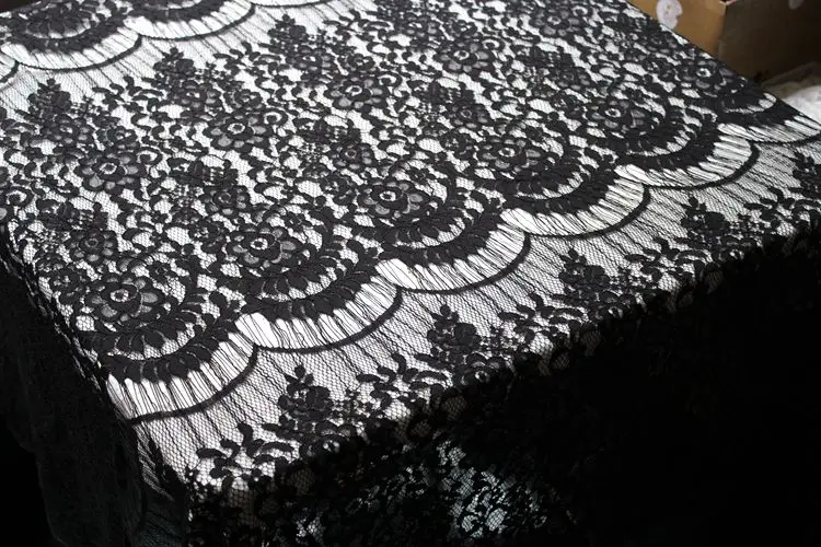 

Black Chantilly Lace Trim High Quality Scalloped Edge Soft Eyelash Lace Trim 43cm 1.5meters/lot