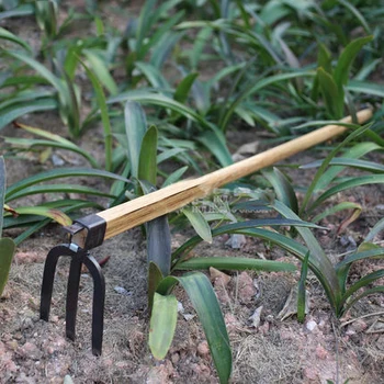 

Long handle three-toothed iron shovel wooden handle loose soil Shantou garden yard practical excavation gardening supplies tools