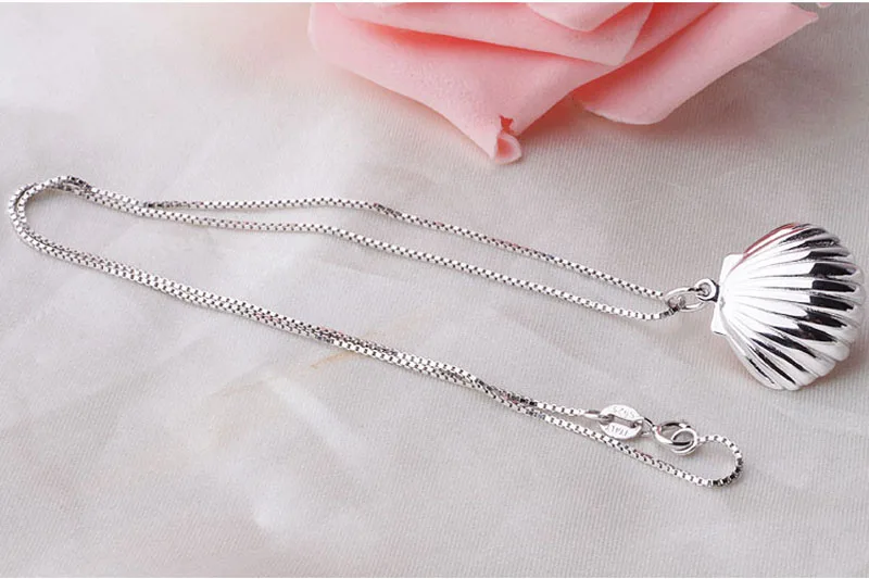 Fashion white natural freshwater pearl pendants Necklace for women black pearl fine jewelry engagement gift