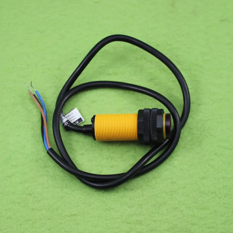 

[LAN] E18-D80NK infrared obstacle avoidance sensor distance 3-80cm proximity switch (C4B2) --20PCS/LOT