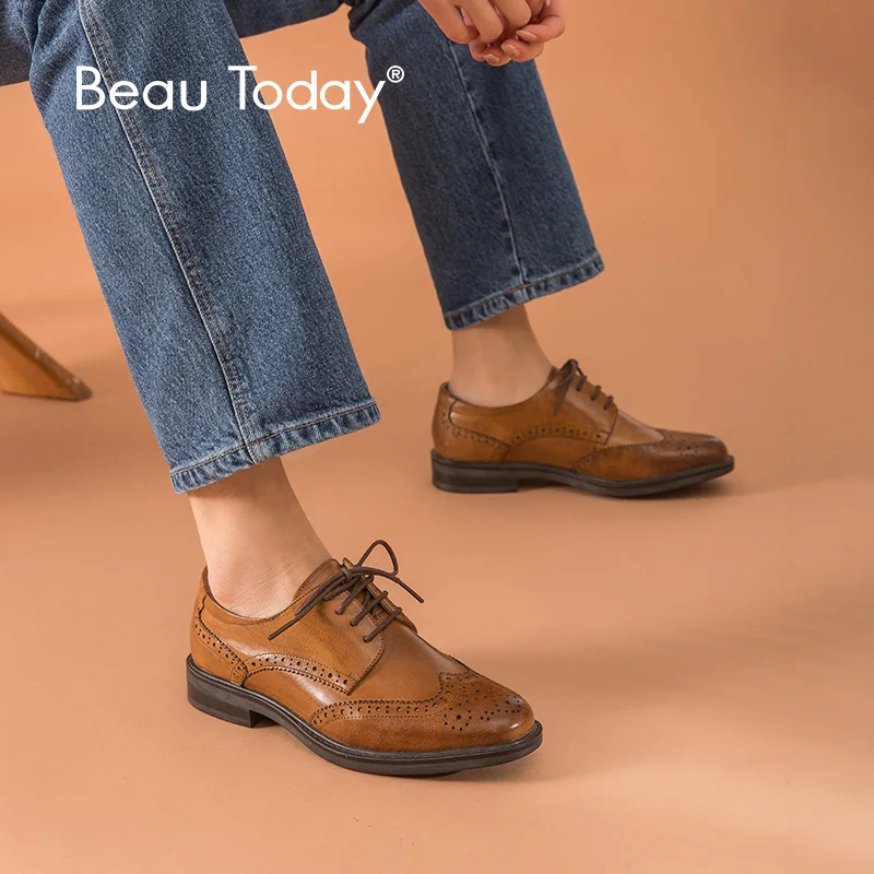 female wingtip shoes