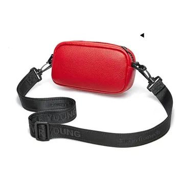 

New style wide shoulder strap fashionable small square bag in 2019 Explosive head cover single shoulder diagonal straddle bag li