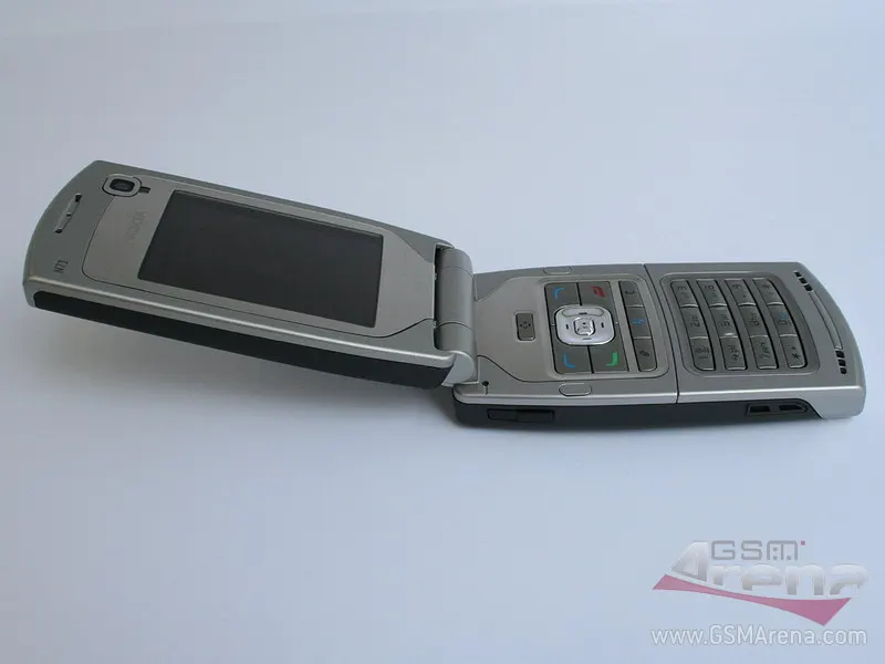 N71 100% Оригинальный разблокирована Nokia N71 флип 2,4 'дюймовый GSM 2 г/3g Symbian OS Мобильный телефон с один год гарантии Бесплатная доставка