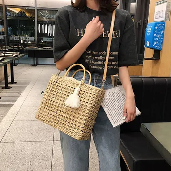 

Large Capacity Handmade Woven Women Travel Handbags Simple Wild Ladies Shoulder Beach Bag 2019 Summer Hot Tassel Messenger Bag