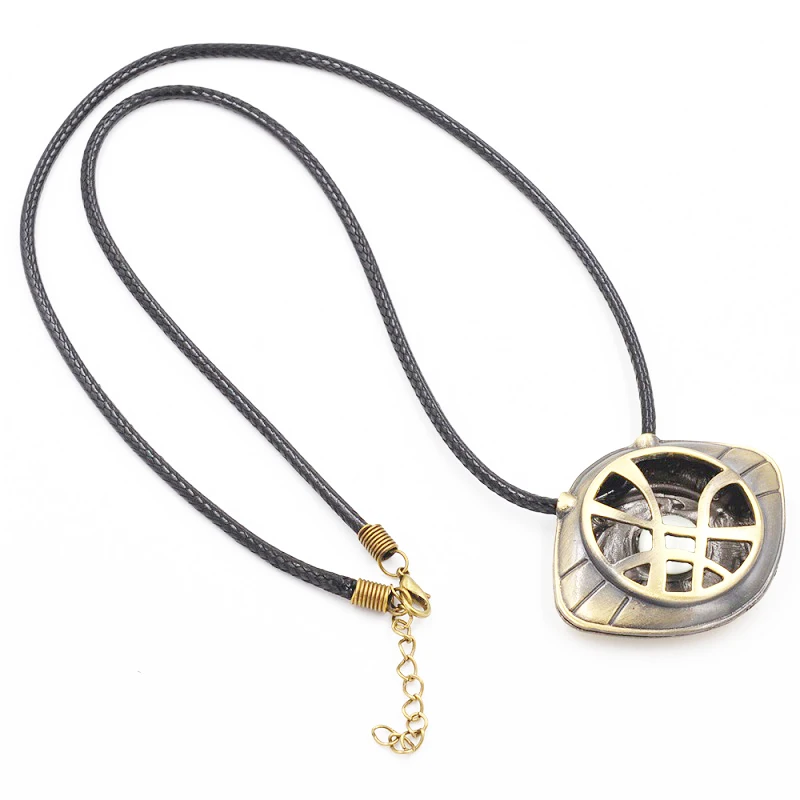 Marvel's The Avengers Doctor Strange Cosplay Necklace Toy Stephen Vincent Strange Necklace Jouet Marvel's The Avengers Doctor Strange Cosplay Necklace Toy Stephen Vincent Strange Necklace Jouet