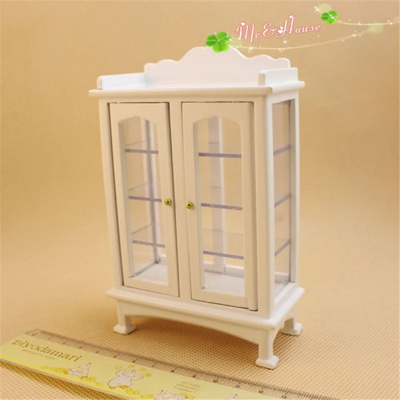 cupboard for dolls (1)