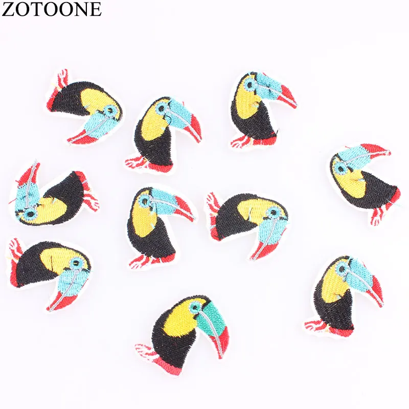 

ZOTOONE 10PCS Animal Iron On Patches For Clothing Applique Parrot Badges Pvc Stickes For Clothes Hat Embroidery Patches Set G