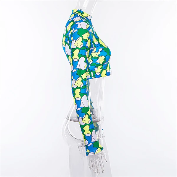 9903581695_1973477789