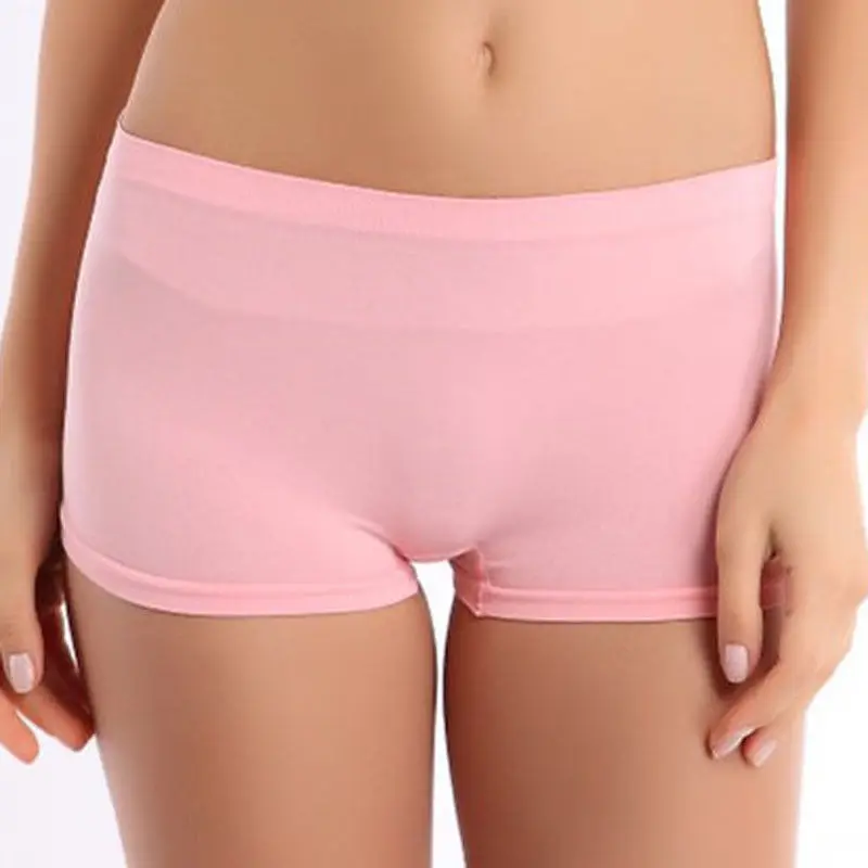 Hot Teens In Yoga Shorts Hot Teens In Yoga Shorts