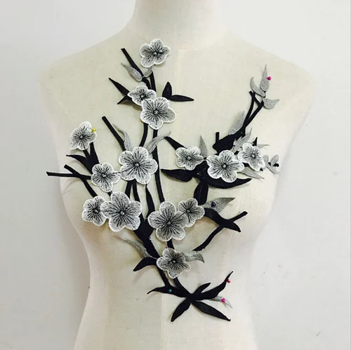 2018-HOT-ONE-PAIR-Embroidery-Rose-Flower-Sew-On-Patch-Dress-Hat-Bag-Jeans-Applique-Crafts.jpg_640x640 (1)