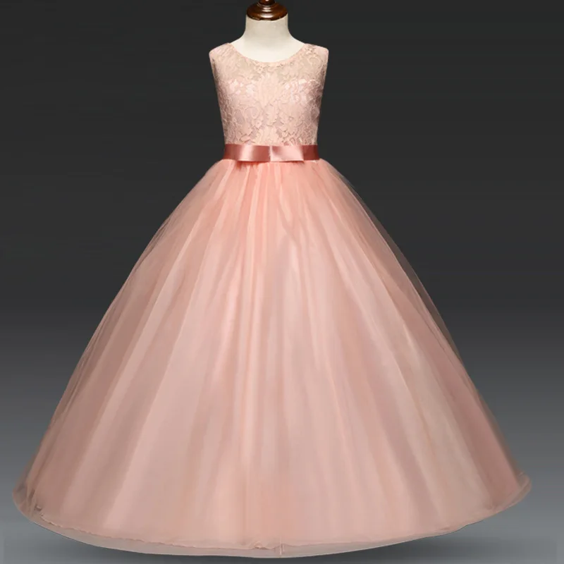 5566797344_1933995610