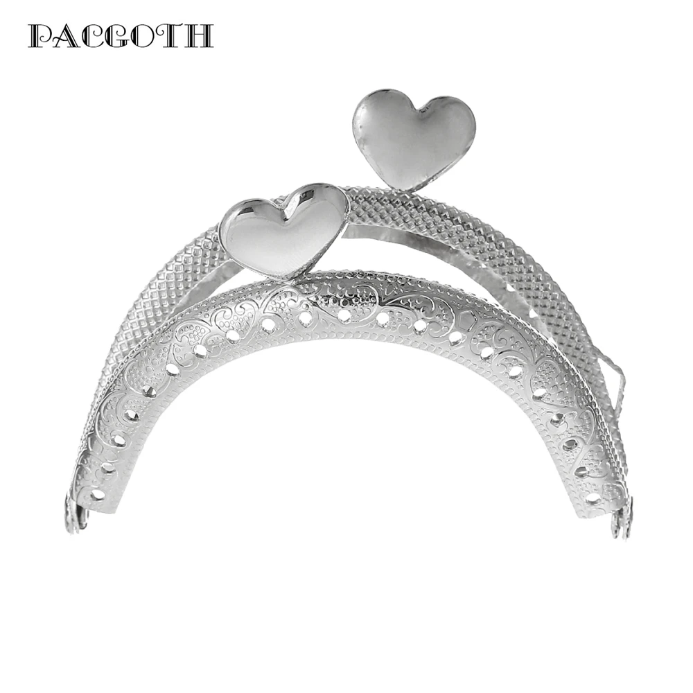 

PACGOTH Iron Based Alloy Kiss Clasp Lock Purse Frame Arch Silver Tone Heart 7.5cm x5.8cm, Open Size: 11.1x5.8cm, 3 PCs