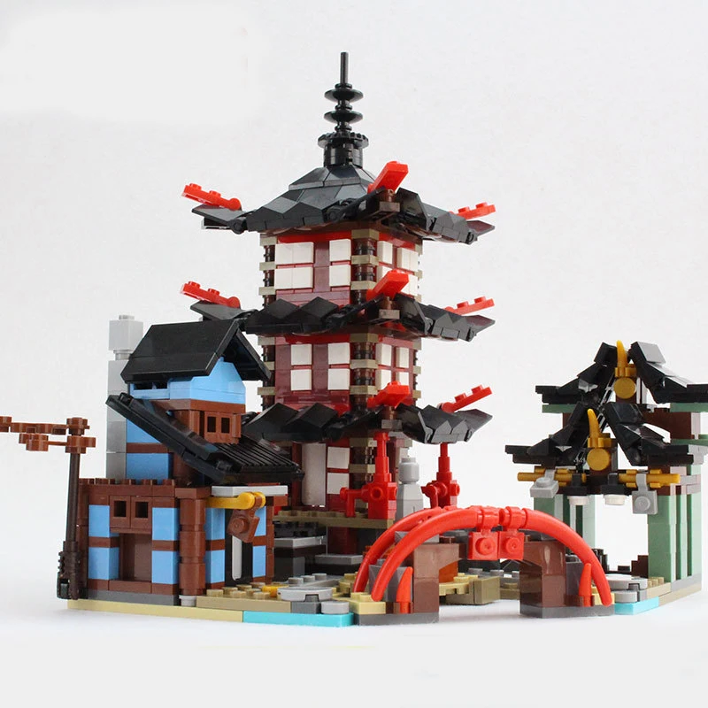 Ninja Temple of Airjitzu Smaller Version Bozhi 737Pcs Blocks Set
