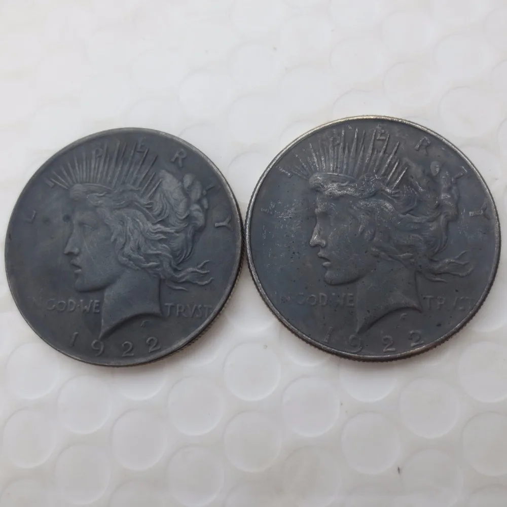 

Batman Dark Knight Harvey's Two Face Black Coin 1922 Copy Coin
