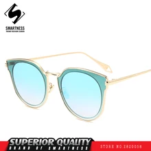 New 2017 street fashion European and American men women Street photo color sunglasses glasses all-match trendsetter eyewear