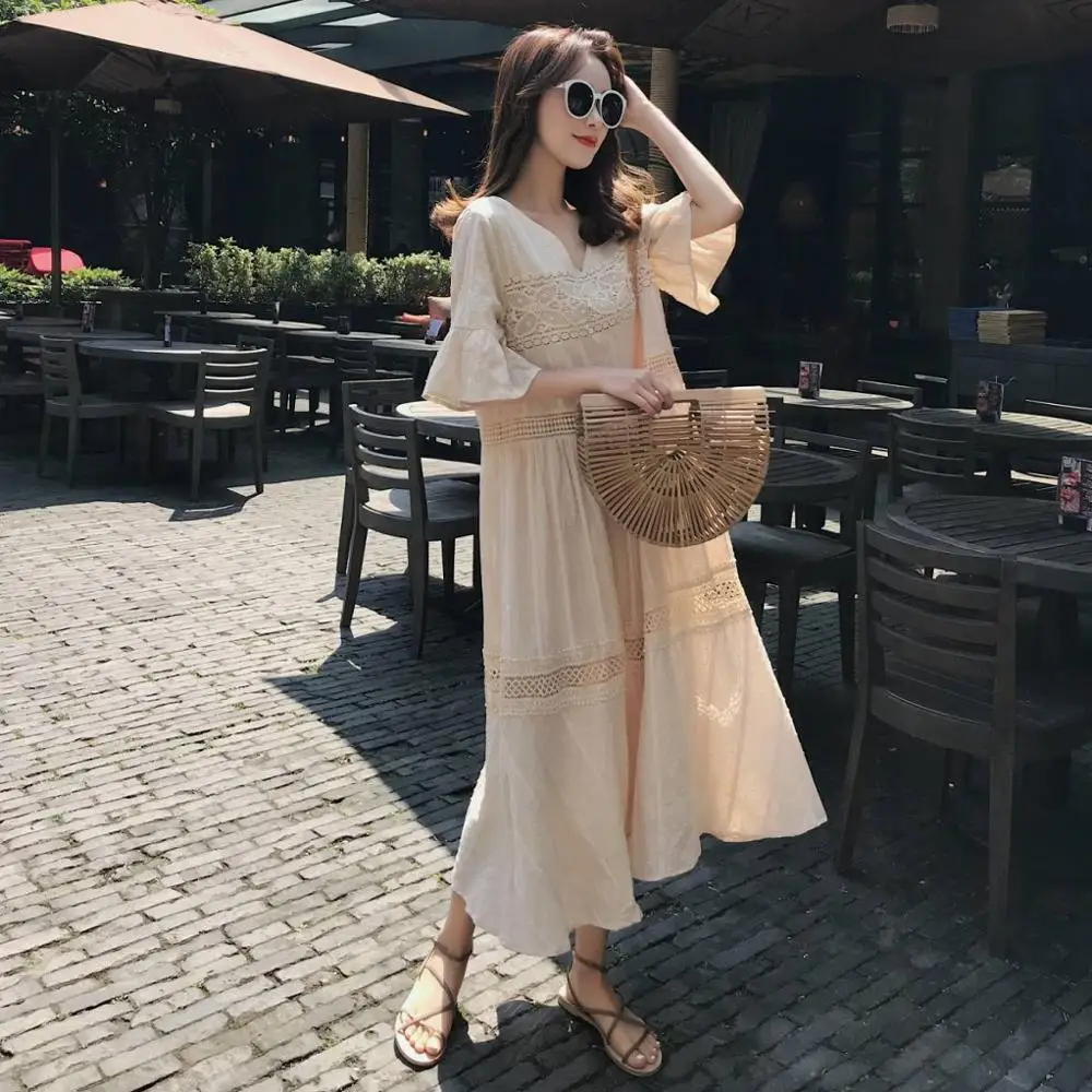 

Korean Version of Apricot Color Stitching Three-dimensional Embroidery Large Swing v-neck Ruffled Holiday Dress Maternity Dress