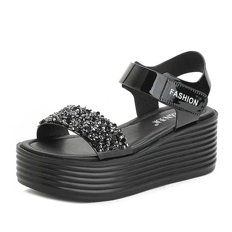 

Sandals female summer 2019 new wedge with thick-soled platform shoes with a student fashion high-heeled Roman shoes.