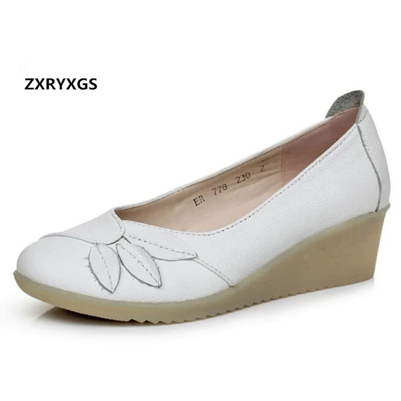 

2019 New Soft and Comfortable Wedges Fashion Casual Shoes White Real Leather Shoes Woman Work Nurse Shoes Casual High Heels 4cm