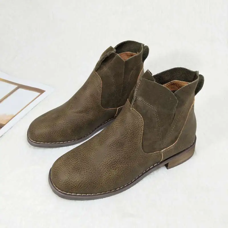 

2018 new thick with round head fashion women's boots comfortable flat with wild casual simple ladies tide boots.
