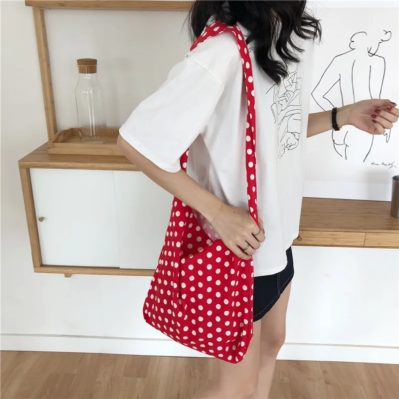 

Red dot female bag simple retro bag cute wave dot hundred casual single shoulder bag shopping bag handbag