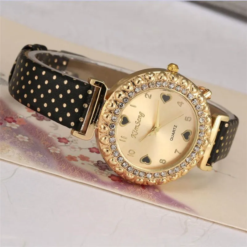 2018 Love Heart Bracelet Watches Women Leather Crystal Quartz Wrist Watch Gold Clock Relojes Mujer Relogio Feminino Montre A60