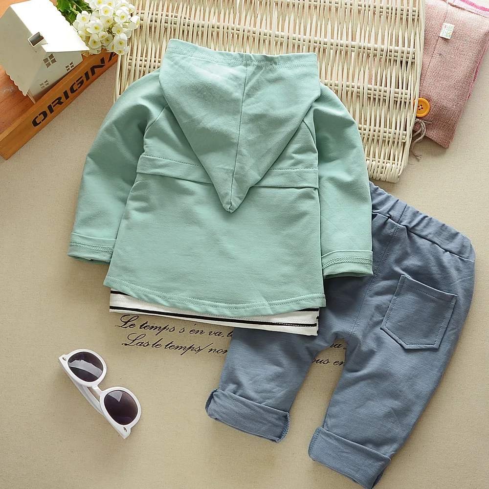 4407395440_123563804