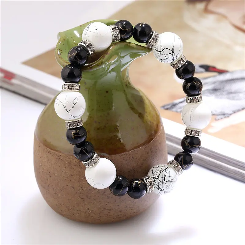 4347133184_2073215909