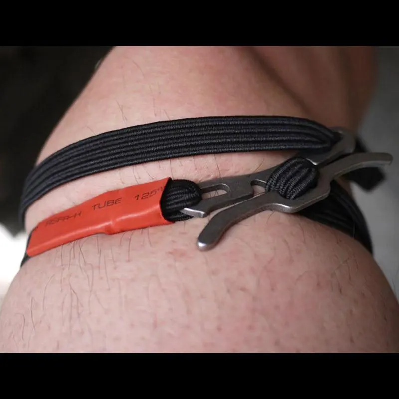 Кровеостанавливающий жгут на открытом воздухе для выживания ...