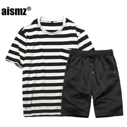 Aismz комплект из двух предметов Для мужчин короткий рукав футболка в полоску + однотонные шорты Для мужчин костюмы новые повседневные