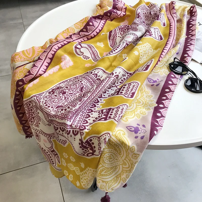 

2019 Fashion Cotton Elephant Print Tassel Scarves Shawl Beach Cover Vintage FlowerTassel Wrap Hijab Muffler Free Shipping