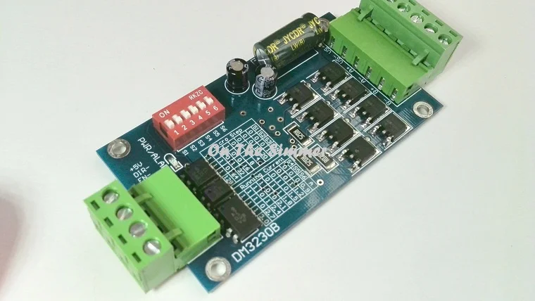 

DM3230B 3A digitized 128 high subdivision 42/57 two-phase stepper motor driver for THB7128