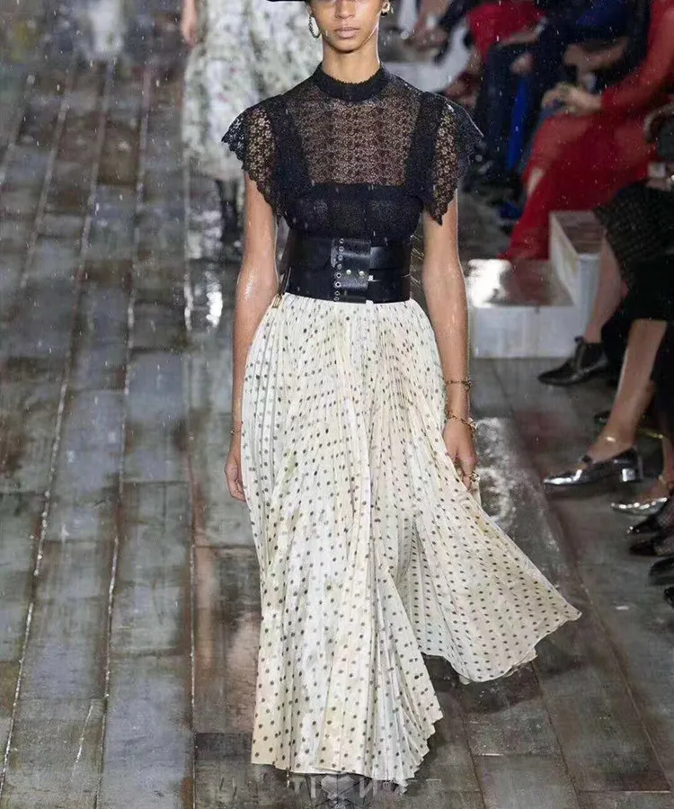 

Luxury Runway Dress 2019 Sexy See Though Black Lace Chiffon Pleated Dress Boho Women Tunic Dot Party Long Dress Robe ete Femme