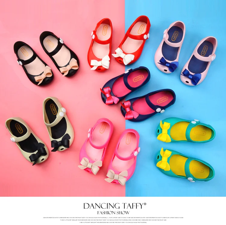 Kids Garden Shoes 2018 New Girls Sandals Jelly Crystal Waterproof Children Shoes Girl Slippers Summer Bowknot Princess Shoes 578 578 (1)