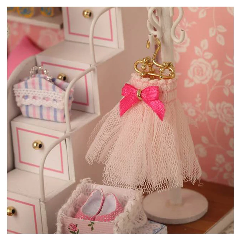 Dream Angel Doll House Toy Handmade House Model Dollhouse Wooden Miniature Furniture Doll Houses Girls Valentine's Gifts H006